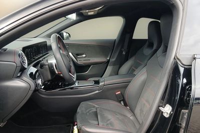 Mercedes CLA 180 mHEV 8G-DCT
