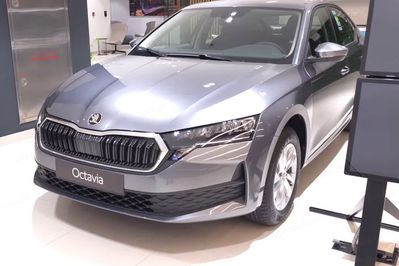 Skoda Octavia Drive Essence 1.5 TSI mHEV DSG