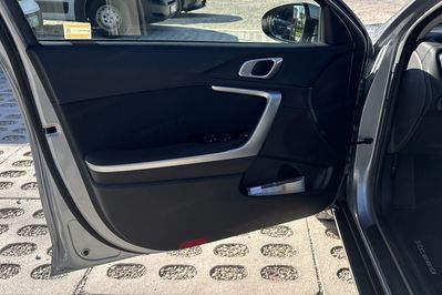 Kia XCeed M 1.5 T-GDI  DCT