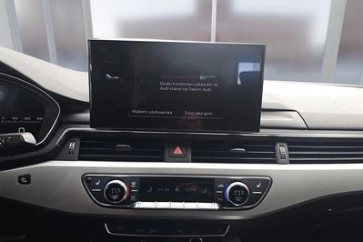 Audi A4 40 TFSI mHEV Advanced S tronic
