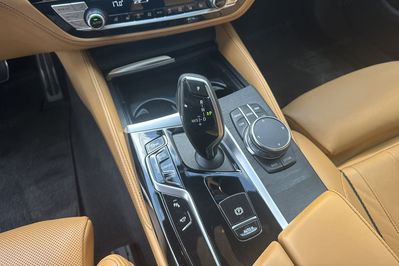 BMW Seria 5 530i xDrive M Sport