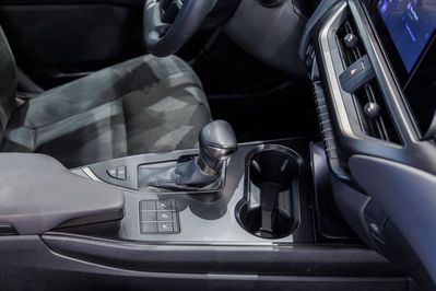 Lexus UX 200 GPF Business Edition 2WD