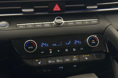 Hyundai Elantra 1.6 Smart