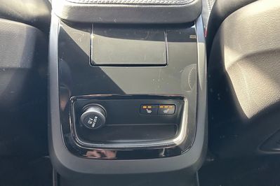 Volvo V90 T8 AWD Plug-In Hybrid R-Design