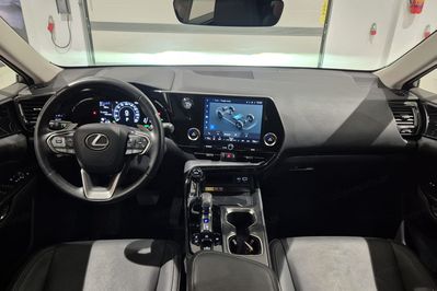 Lexus NX 350h Prestige AWD
