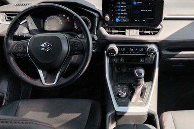 Suzuki Across 2.5 Plug-in Hybrid Elegance 4WD CVT