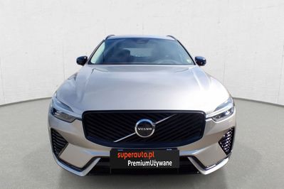 Volvo XC60 B5 B AWD Plus Dark aut