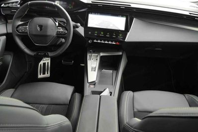 Peugeot 308 GT Exclusive S&S e-DCS6 1.2 mHEV