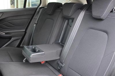 Ford Focus 1.0 EcoBoost mHEV Titanium X aut