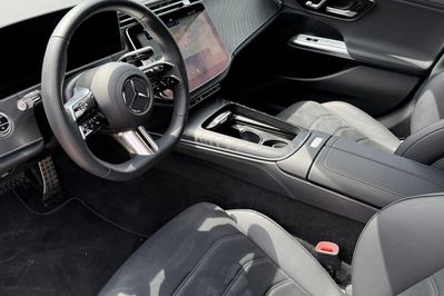 Mercedes Klasa E 220 d  4-Matic AMG