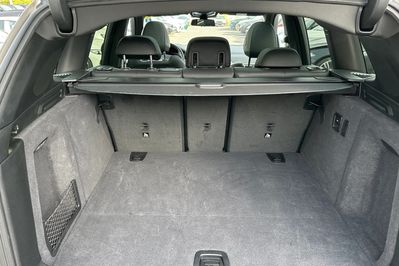 BMW iX3 80kWh Impressive