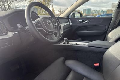 Volvo XC60 B4 B Plus Dark