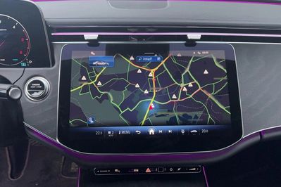 Mercedes E Klasa 220 d 4MATIC Avantgarde