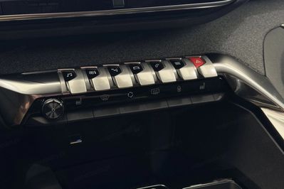 Peugeot 5008 1.2 PureTech Allure Pack S&S EAT8