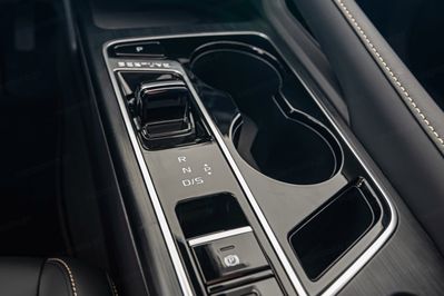 Bestune B70 2.0T Elegance aut