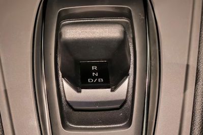 Renault Captur Techno 1.8 E-TECH Full Hybrid