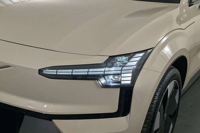 Volvo EX30 Single Motor Long Range Plus