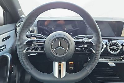 Mercedes Klasa A 250 e AMG Line