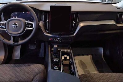 Volvo XC60 B5 B AWD Core