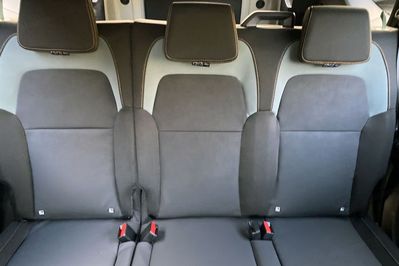 Dacia Jogger Extreme 7-miejsc 1.8 Full Hybrid