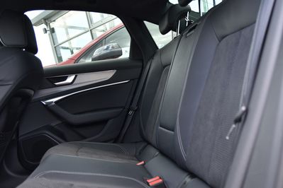 Audi A6 55 TFSI e quattro S Line