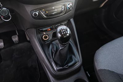 Ford Transit Courier L1H1 Zabudowa Brygadowa