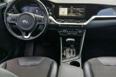 Kia Niro 1.6 GDI Hybrid  Business Line