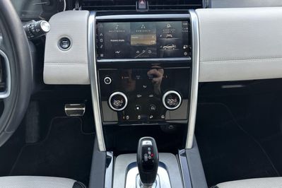 Land Rover Discovery Sport D200 Dynamic SE