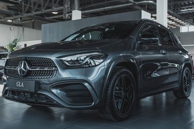 Mercedes GLA 220 4-Matic AMG Line
