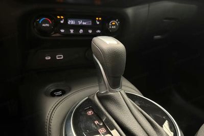 Nissan Juke N-Connecta 1.6 HEV