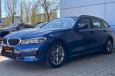 BMW Seria 3 330e PHEV M Sport sport-aut