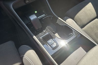 Volvo XC40 T5 Plug-In Hybrid Plus Bright