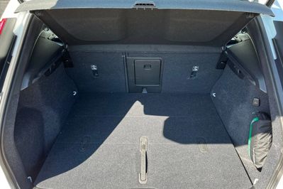 Volvo XC40 B3 Plus Dark