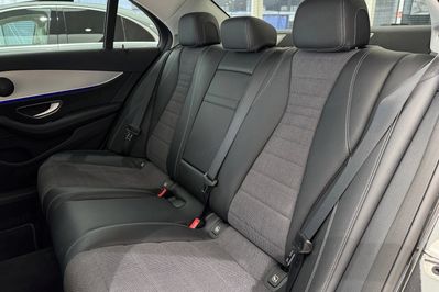 Mercedes Klasa E 220 d 4MATIC AMG/Avantgarde