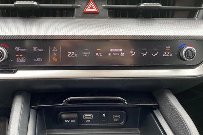 Kia Sportage 1.6 T-GDI HEV Business Line 2WD aut