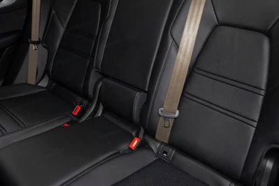 Porsche Cayenne Coupe E-Hybrid Black Edition