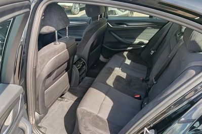 BMW Seria 5 530e xDrive M Sport