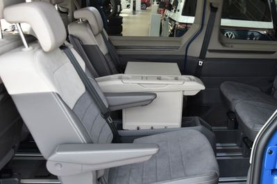 Volkswagen Multivan L2H1 Style DSG