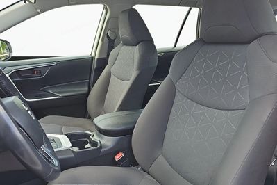 Toyota RAV4 2.5 Hybrid Active 4x2