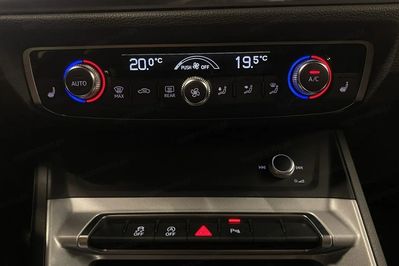 Audi Q3 35 TFSI S Line S tronic