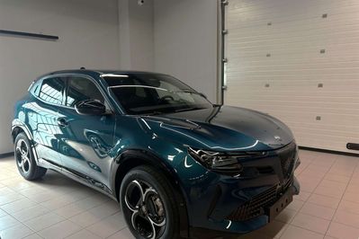 Alfa Romeo Junior 1.2 Ibrida Ti