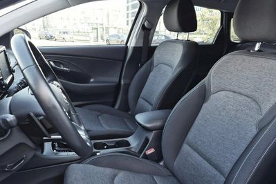 Hyundai i30 1.5 t-Gdi 48V Smart Dct