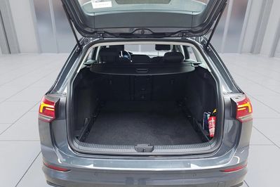 Volkswagen Golf 2.0 TDI Life DSG