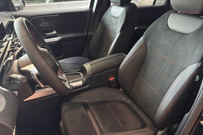 Mercedes GLB 200 mHEV AMG Line 7G-DCT