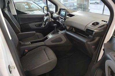 Peugeot Rifter L1H1 Allure MPV N1