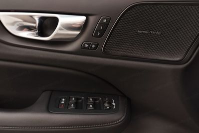 Volvo V60 CC Plus B5 B AWD