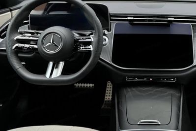 Mercedes Klasa E 220 d 4-Matic AMG