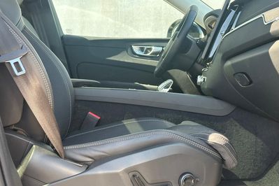 Volvo XC60 B5 B AWD Ultra Dark aut