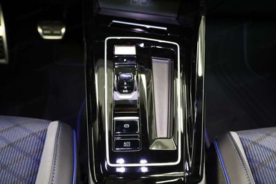 Volkswagen Golf R 2.0 TSI 4Motion