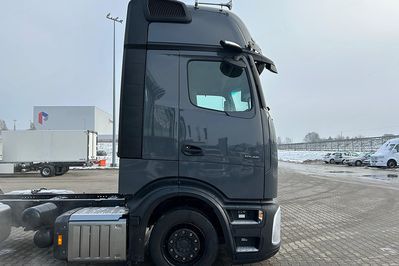 Mercedes Actros L 4x2 ProCabin-Giga Autotransporter LUGGI